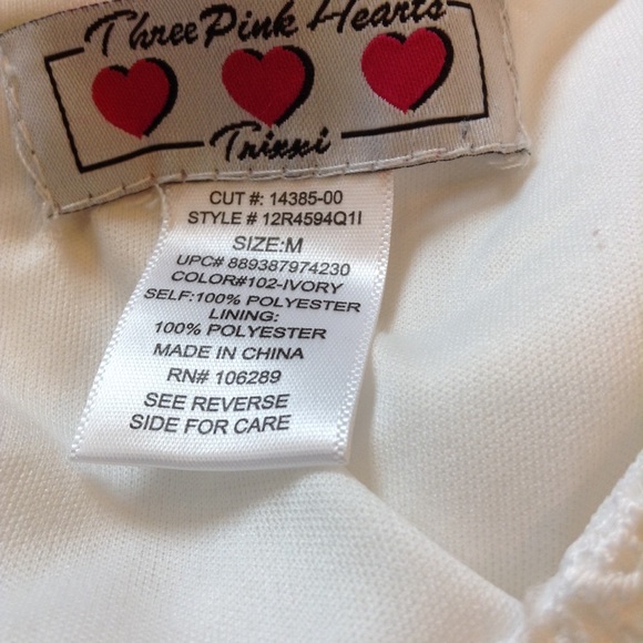 Three Pink Hearts Top. Size M - Picture 5 of 5